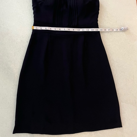 Banana Republic dark navy strapless dress. Size US 4. - Picture 5 of 8
